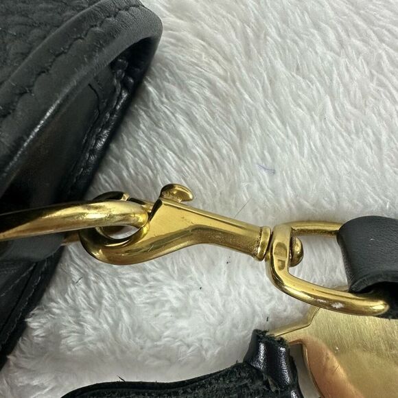 Vintage Dooney & Bourke Pebbled Leather Push Lock Shoulder Bag Classic Black - Picture 11 of 14